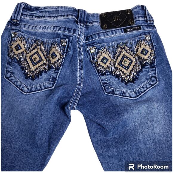 Miss Me Jeans Women's Capri Jeans Size 27 Low Rise Studded Pockets JW5416P2 - Picture 6 of 7